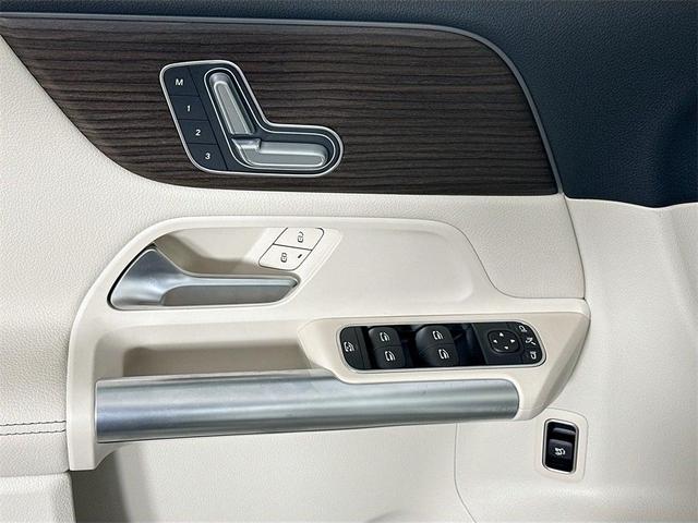 Photo of 2026 Polar White Mercedes-Benz GLA 250