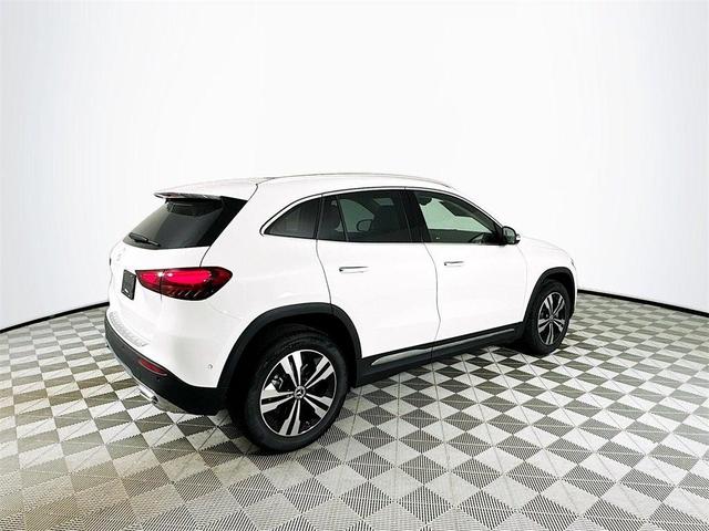 Photo of 2026 Polar White Mercedes-Benz GLA 250