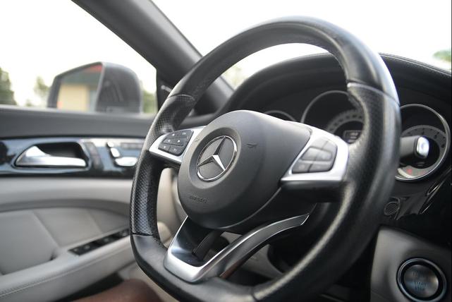 Photo of 2016 Gray Mercedes-Benz CLS-Class