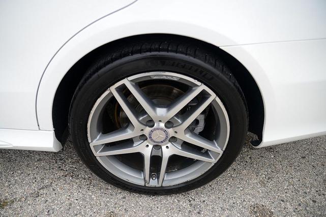 Photo of 2014 White Mercedes-Benz E-Class