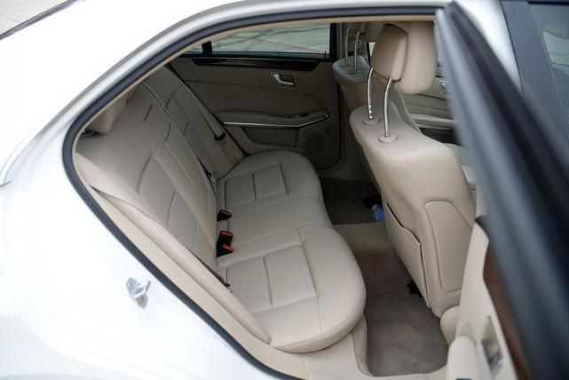Photo of 2014 White Mercedes-Benz E-Class