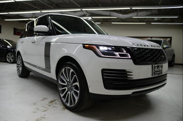 Photo of 2018 White Land Rover Range Rover