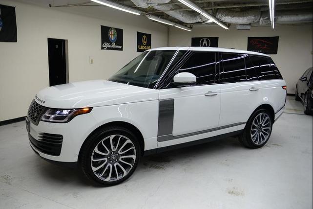 Photo of 2018 White Land Rover Range Rover
