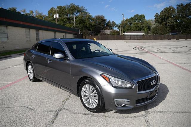 2015 Infiniti Q70L