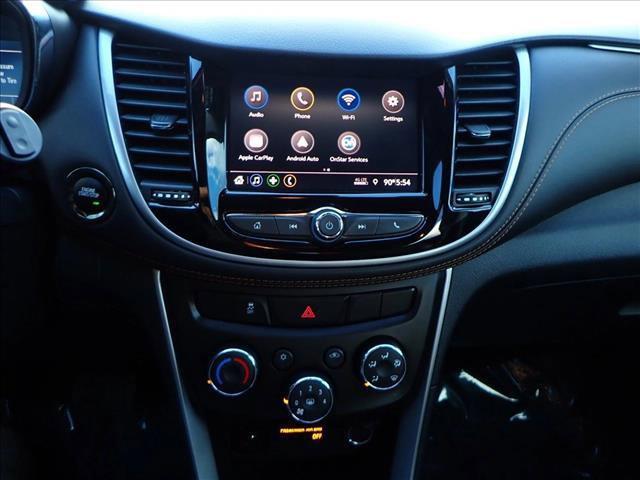 Photo of 2022 Silver Ice Metallic Chevrolet Trax