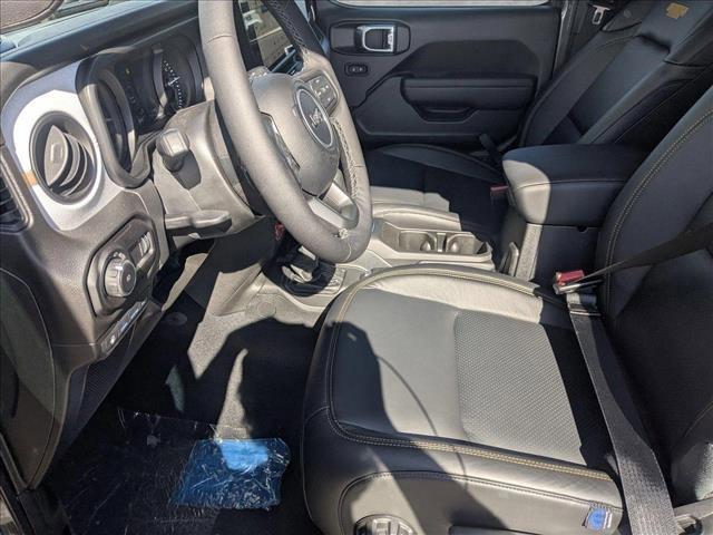 Photo of 2025 Granite Crystal Metallic Clearcoat Jeep Wrangler 4xe