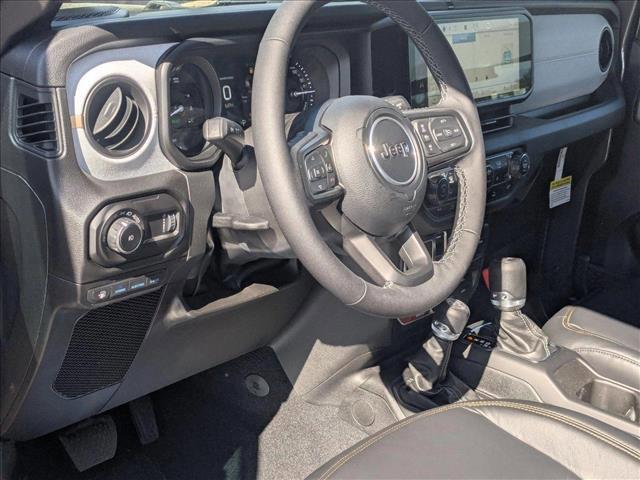 Photo of 2025 Granite Crystal Metallic Clearcoat Jeep Wrangler 4xe