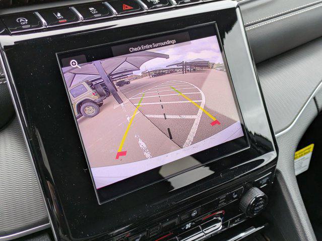 Photo of 2025 Bright White Clearcoat Jeep Grand Cherokee