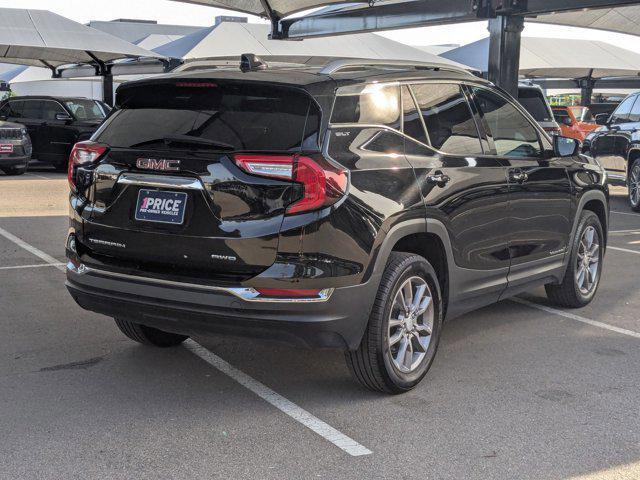 Photo of 2024 Ebony Twilight Metallic GMC Terrain