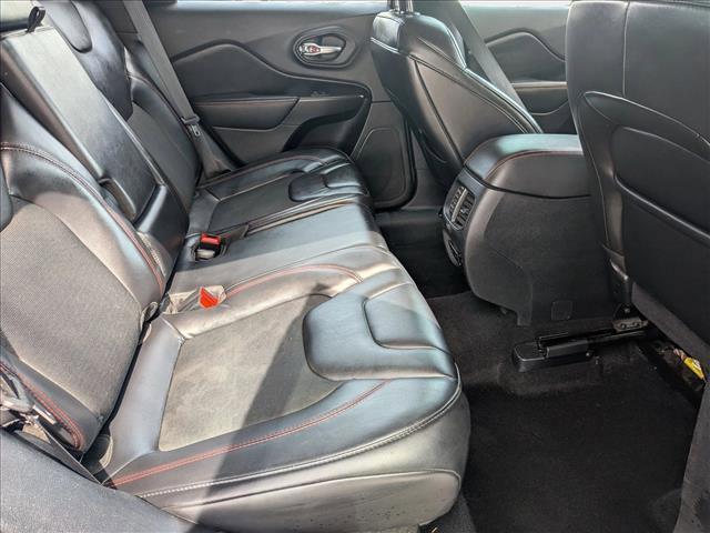 Photo of 2020 Hydro Blue Pearlcoat Jeep Cherokee