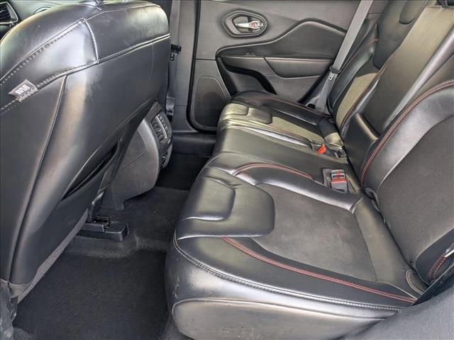 Photo of 2020 Hydro Blue Pearlcoat Jeep Cherokee
