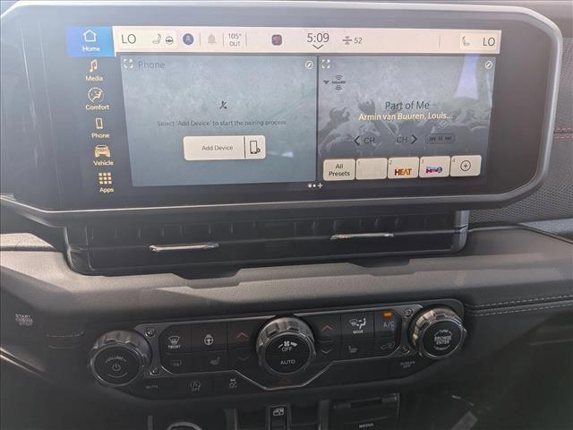 Photo of 2025 Black Clearcoat Jeep Wrangler