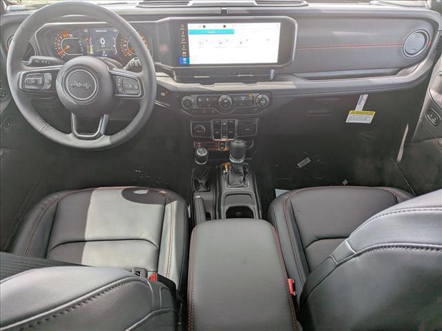 Photo of 2025 Black Clearcoat Jeep Wrangler