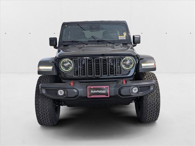 Photo of 2025 Black Clearcoat Jeep Wrangler