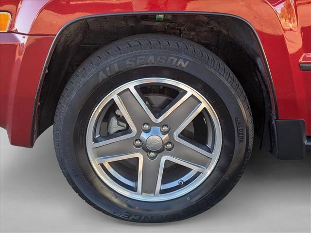 Photo of 2010 Inferno Red Crystal Pearl Jeep Patriot