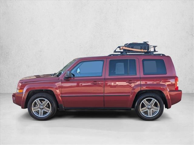 Photo of 2010 Inferno Red Crystal Pearl Jeep Patriot
