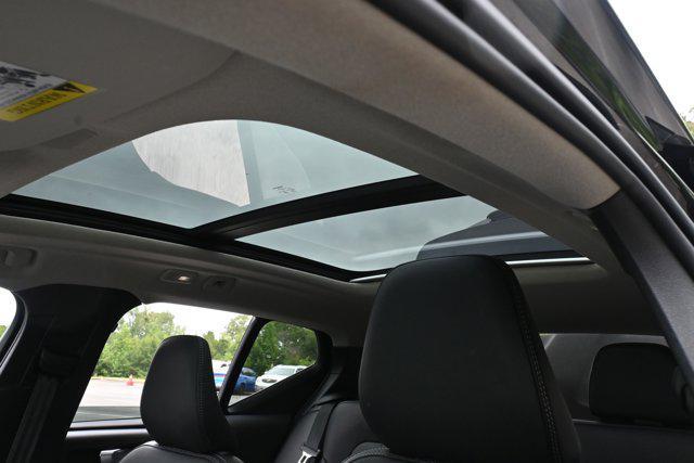Photo of 2025 Onyx Black Metallic Volvo XC40