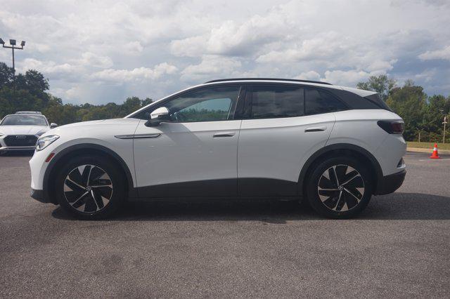Photo of 2021 Glacier White Metallic Volkswagen ID.4