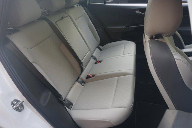 Photo of 2021 Glacier White Metallic Volkswagen ID.4