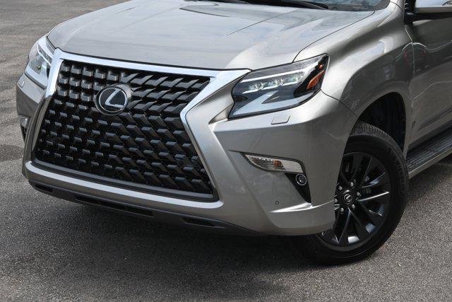 Photo of 2021 Atomic Silver Lexus GX 460