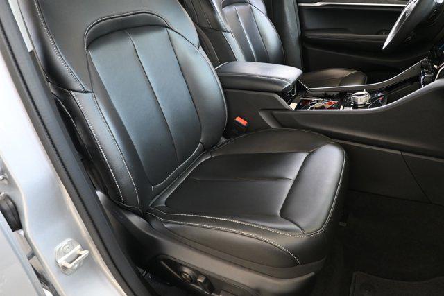 Photo of 2023 Silver Zynith Jeep Grand Cherokee 4xe