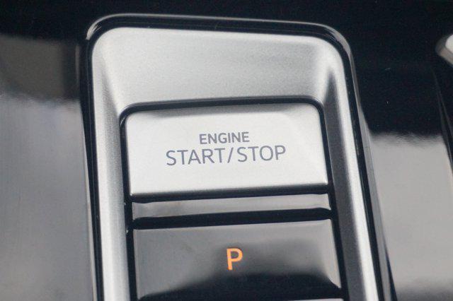 Photo of 2024 Platinum Gray Metallic Volkswagen Atlas Cross Sport