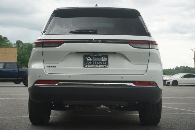 Photo of 2023 Bright White Clearcoat Jeep Grand Cherokee 4xe