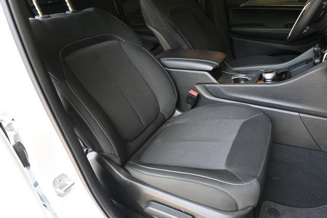 Photo of 2024 Bright White Clearcoat Jeep Grand Cherokee