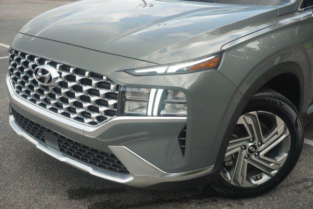 Photo of 2022 Hampton Gray Hyundai SANTA FE