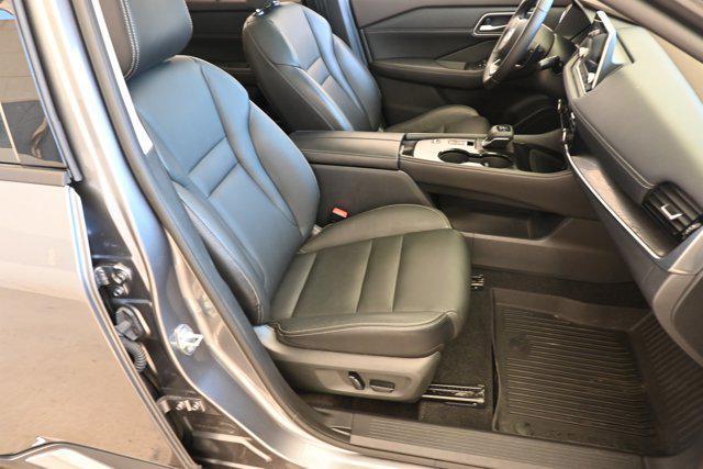 Photo of 2021 Gun Metallic Nissan Rogue