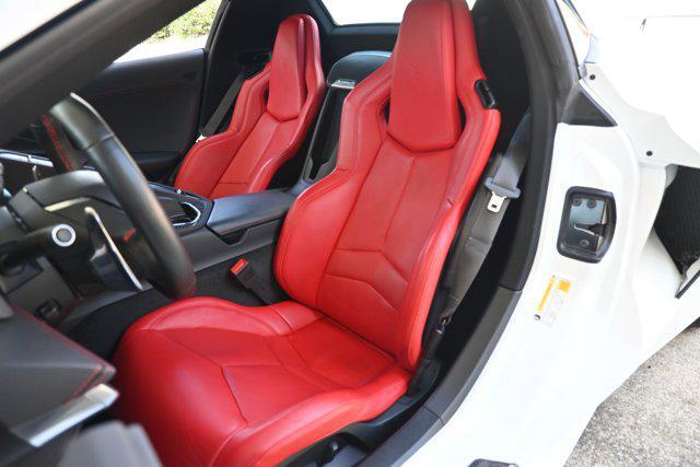 Photo of 2023 Arctic White Chevrolet Corvette