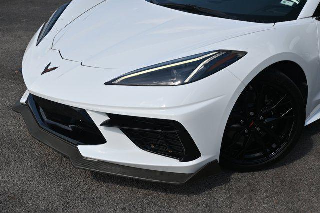 Photo of 2023 Arctic White Chevrolet Corvette