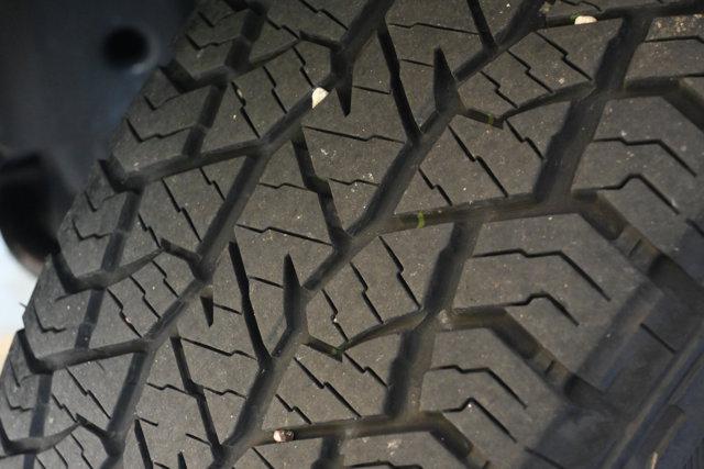 Photo of 2023 Boulder Gray Pearl Nissan Frontier
