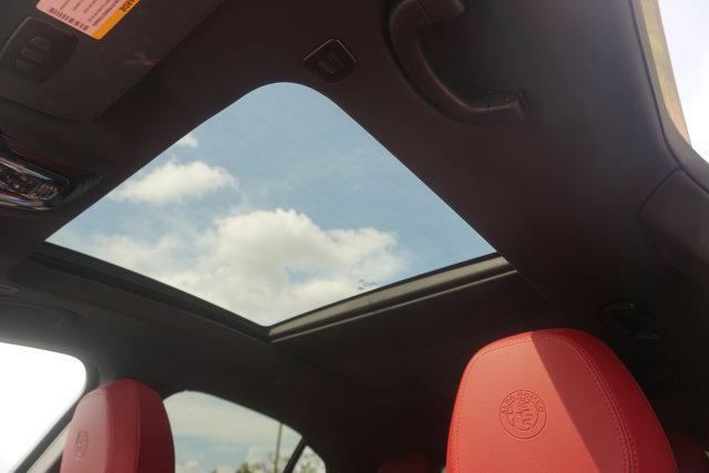 Photo of 2024 Moonlight Gray Metallic Alfa Romeo Stelvio