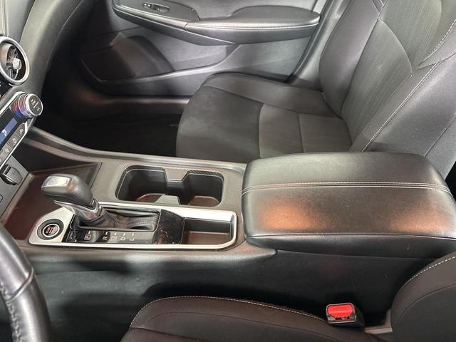 Photo of 2021 Brilliant Silver Metallic Nissan Sentra