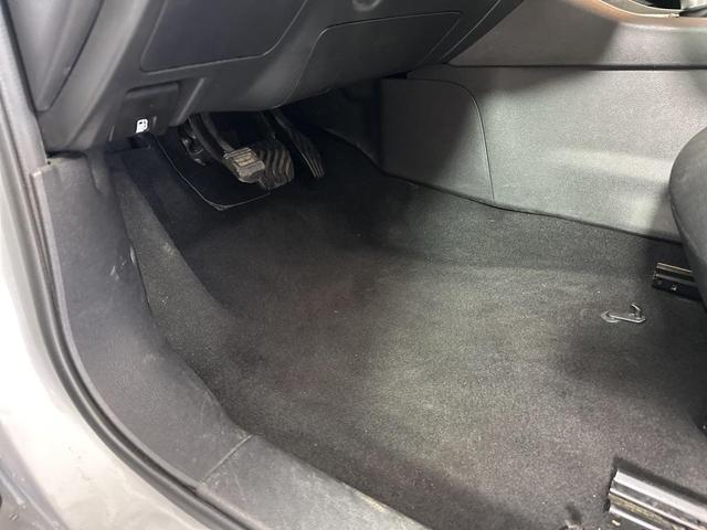 Photo of 2021 Brilliant Silver Metallic Nissan Sentra