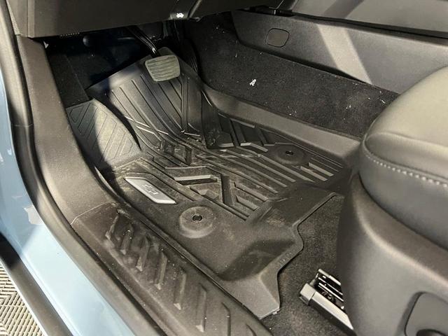 Photo of 2025 Metallic Chevrolet Colorado