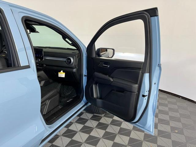 Photo of 2025 Metallic Chevrolet Colorado