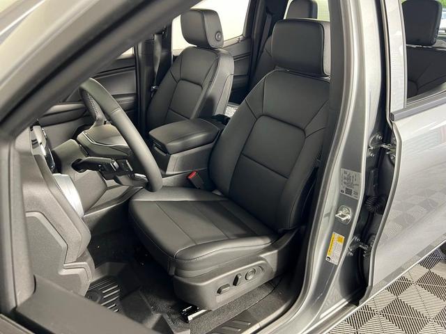 Photo of 2025 Sterling Gray Metallic Chevrolet Colorado