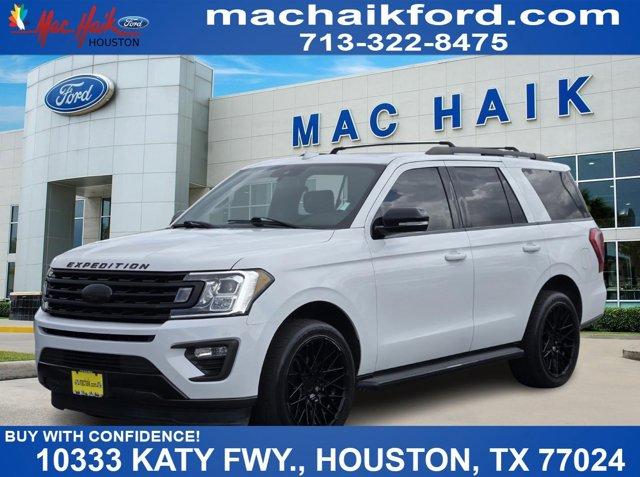 Photo of 2020 OXFORD WHITE Ford Expedition