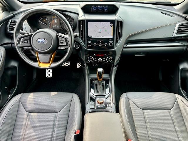Photo of 2023 Autumn Green Metallic Subaru Forester