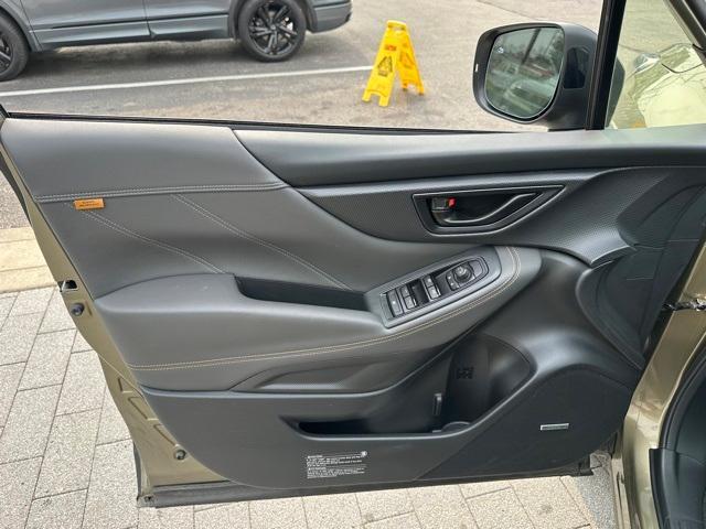 Photo of 2023 Autumn Green Metallic Subaru Forester