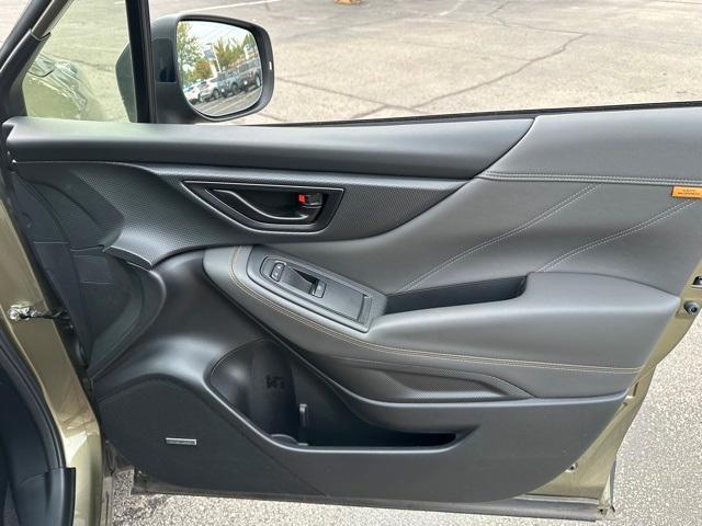 Photo of 2023 Autumn Green Metallic Subaru Forester