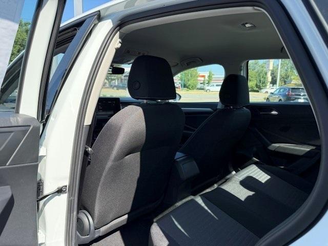 Photo of 2025 Pure White Volkswagen Jetta