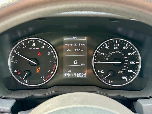 Photo of 2024 Crystal White Pearl Subaru Crosstrek