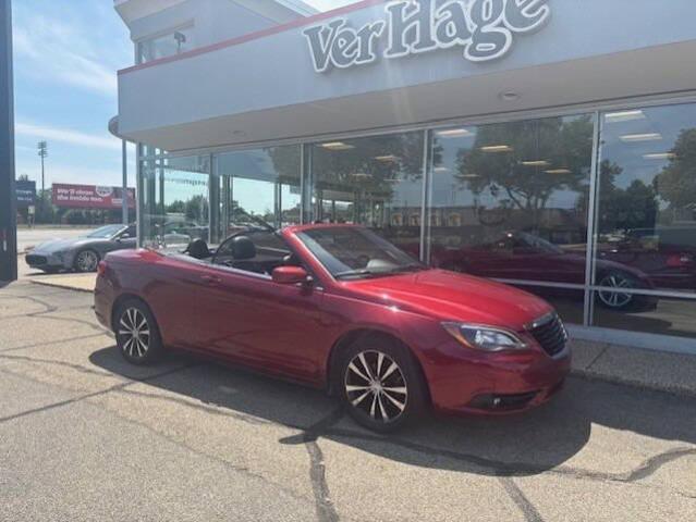 2013 Chrysler 200