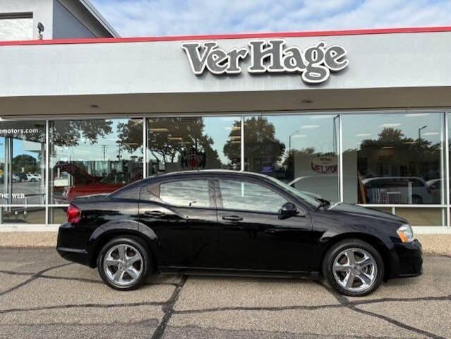 Photo of 2011 Black Clearcoat Dodge Avenger