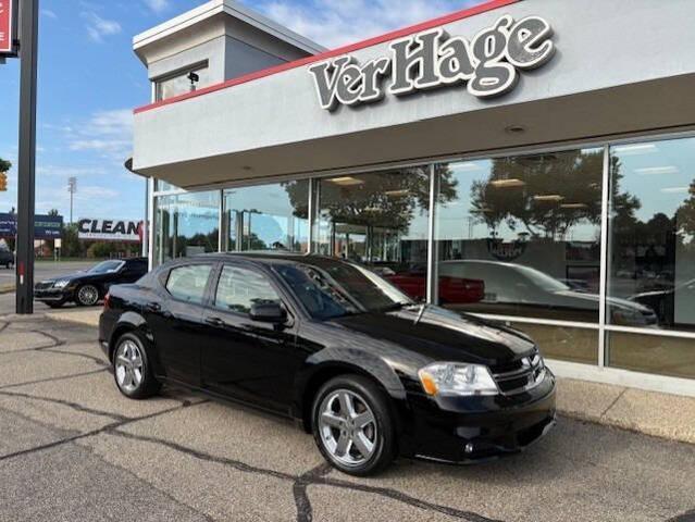 Photo of 2011 Black Clearcoat Dodge Avenger