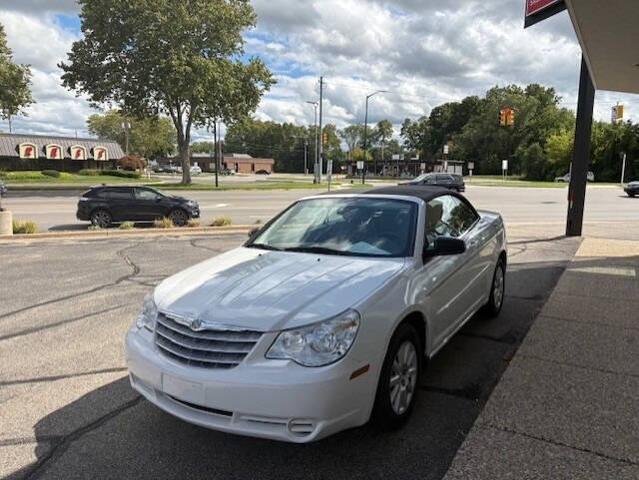 Photo of 2008 Stone White Clearcoat/Black Vinyl Top Chrysler Sebring