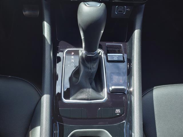 Photo of 2024 Bright White Clearcoat Jeep Compass